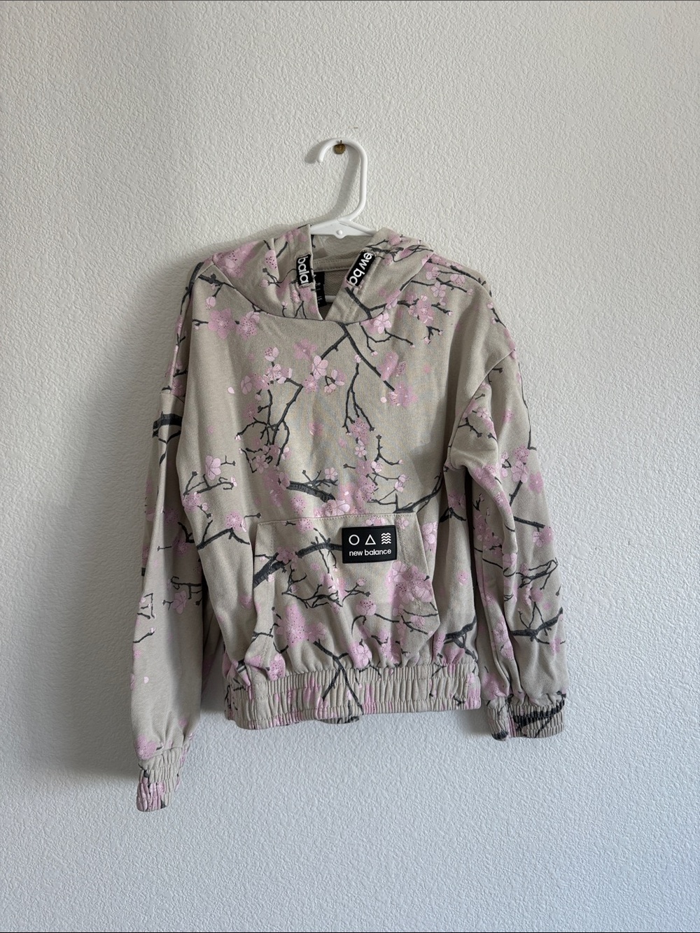 New Balance Girl’s floral hoodie